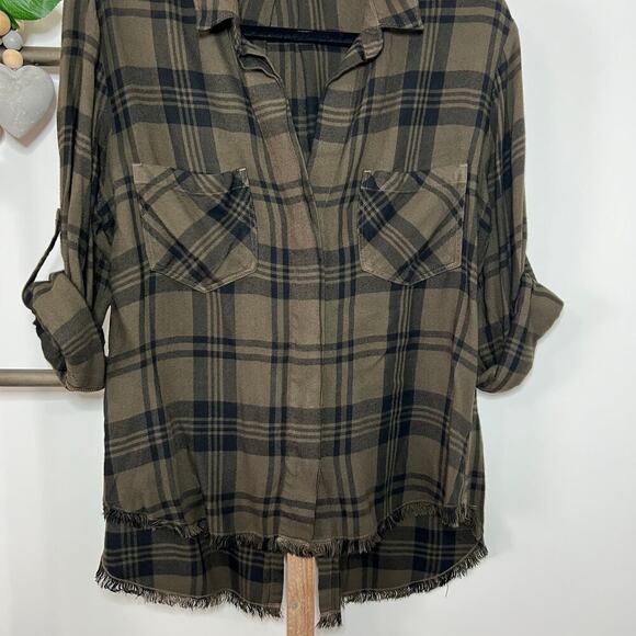 Cloth and Stone Plaid Blouse Raw Hem Size Medium - Picture 3 of 7